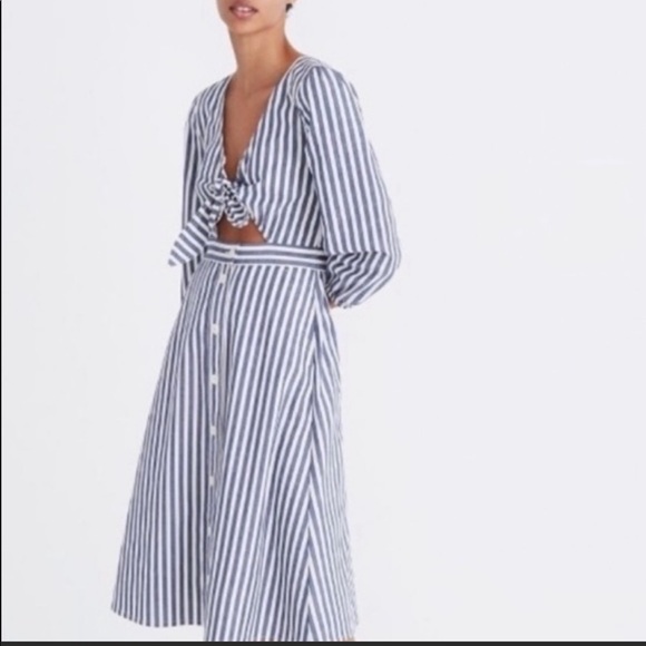 Madewell Dresses & Skirts - Madewell Striped Tie Front Dress 🤍